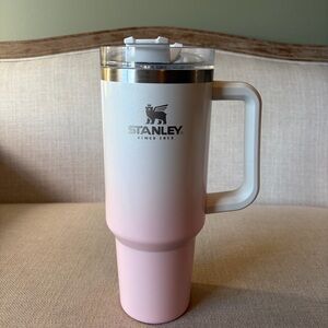 Stanley Pink Parfait 40 oz Ombré Pearlescent Stainless Steel Quencher Tumbler